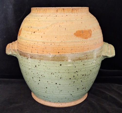 Large studio pottery bread