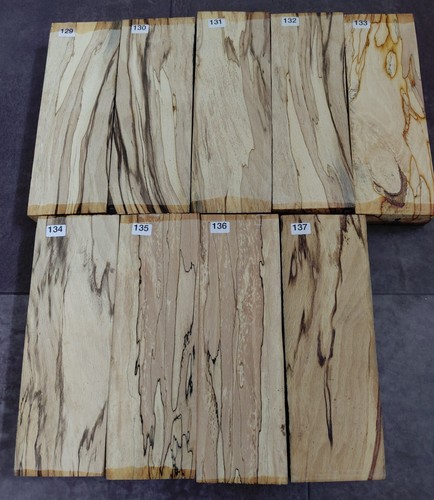 Spalted beech knife - beech, scale