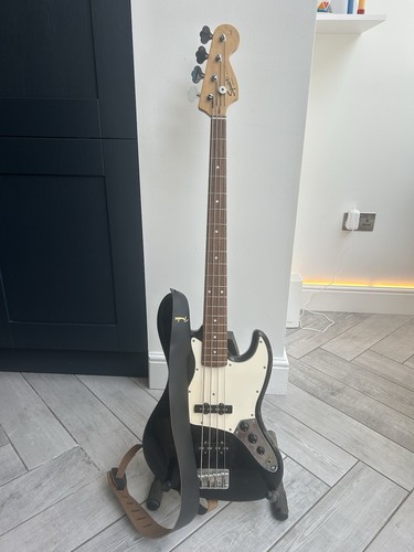 Fender squier bass affinity - fender,