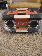 Milwaukee C12-28DCR Site Radio faulty