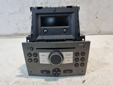 Vauxhall Zafira B Radio Stereo CD 30 Player & Clock Display Screen 2008 13190856
