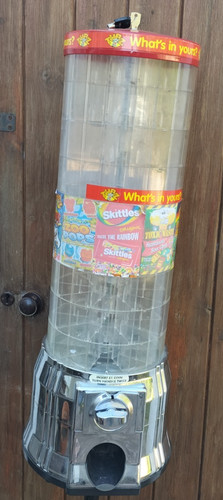 Tubz sweet vending machine - tubz,