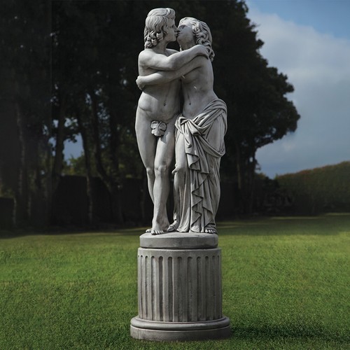 The lovers nude stone garden - lovers,