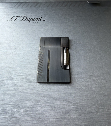 Dupont james bond - s.t.,