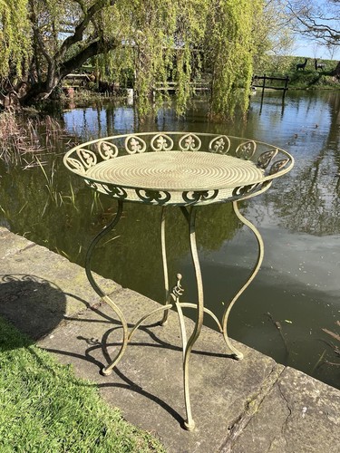 Large green metal jardiniere - large,