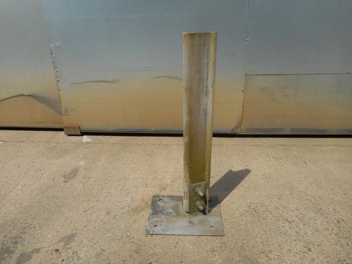 Used crash barrier - ,