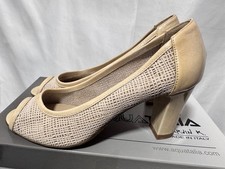 Aquatalia twirl dry shoes size