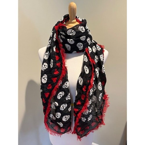 Black white red hearts - white,