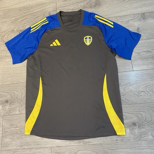 Leeds united training shirt - leeds,