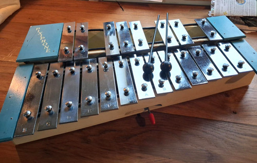Vintage glockenspiel - vintage,