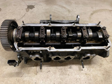 VW Golf 4 engine cylinder head