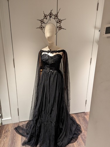 Black gothic style wedding - black,