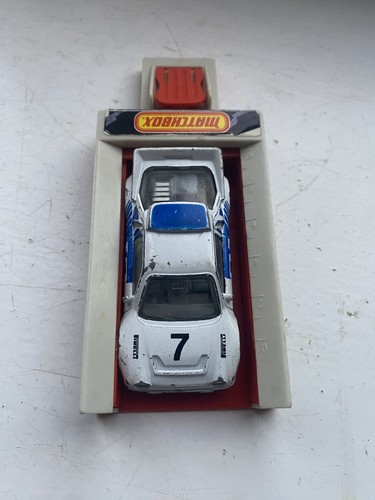 Matchbox trickshifters car - matchbox,
