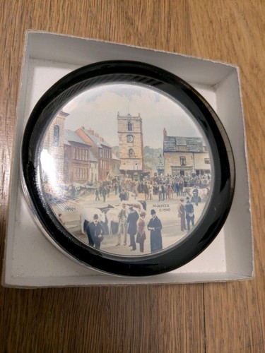 Paperweight morpeth market - morpeth,