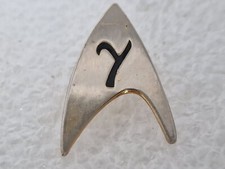 Star Trek Deep Space  Symbol Communicator Badge Pin ENAMEL Hollywood Dr spock 