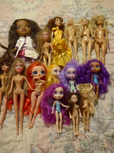 15x dolls including - dolls,