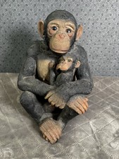 Chimpanzee Mother & Baby