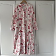 Ladies Vintage Laura Ashley