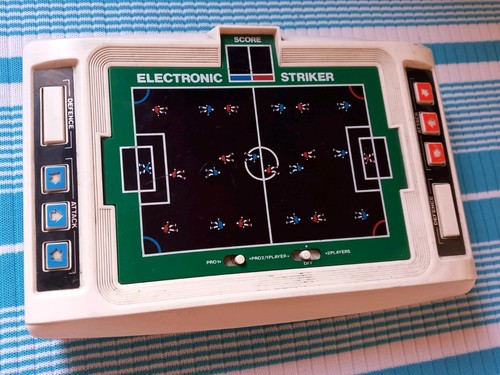 Tomy striker electronic soccer - tomy,