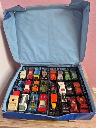 Matchbox vintage cars and - matchbox, case