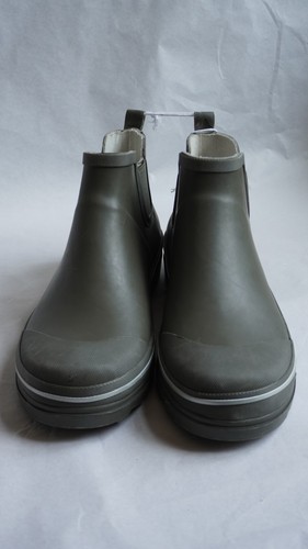 Garden boots