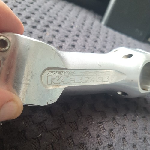 Retro race face - face, stem