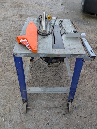 Metabo table saw - table,