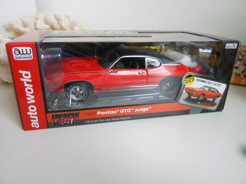 New boxed auto world 1969 - boxed,