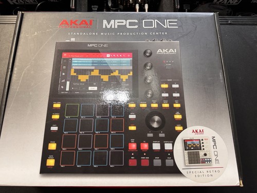 Akai professional mpc - akai,