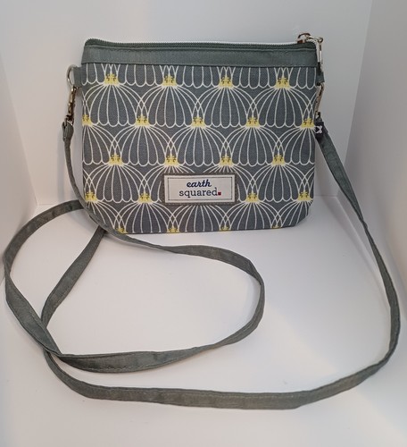 Earth squared crossbody - squared,