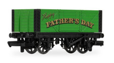 Hornby R60284 2025 Fathers Day