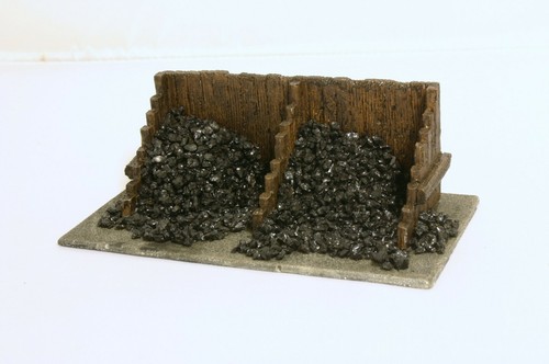 Hand painted resin - , o