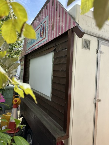 Catering trailer burger - trailer,