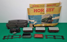 Vintage O Gauge Hornby Model Railway Clockwork Train Set 82011 Steam Locomotive