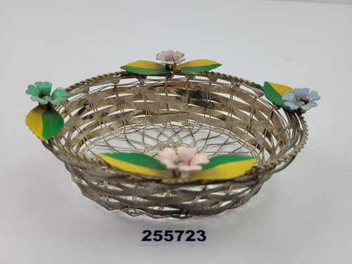 Small metal basket hand - metal,