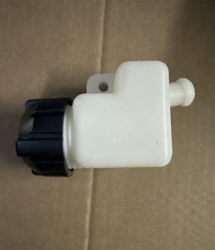 Brand new coolant bottle 39cc - new,