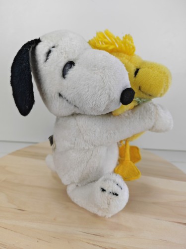 Vintage 1968 snoopy hugger - snoopy,