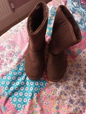 LADIES BEARPAW MID BROWN