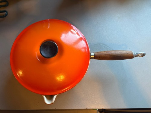 Creuset volcanic orange - le,