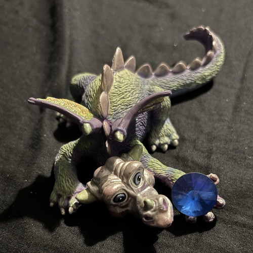 Mood dragons sneaky limited - "sneaky",