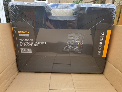 Halfords advanced socket and - halfords,