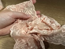 Stretch Scalloped Lace Edging