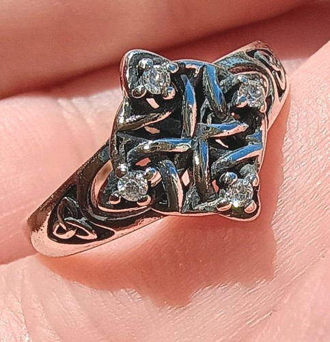 Celtic witches knot - celtic,