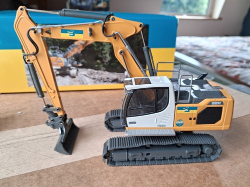 Conrad crawler excavator - -,
