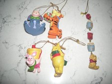 5 x WINNIE THE POOH THEME