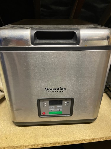 Sousvide supreme water oven - water,