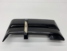 Vauxhall VXR8 side vent wing