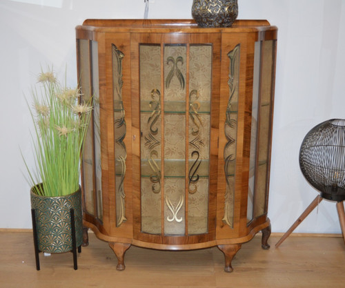 Beautiful 1950 walnut - beautiful,