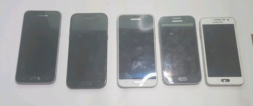 Small job lot mixed phones - small, job-lot