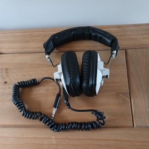 Beyerdynamic dt100 headphones - dt100,